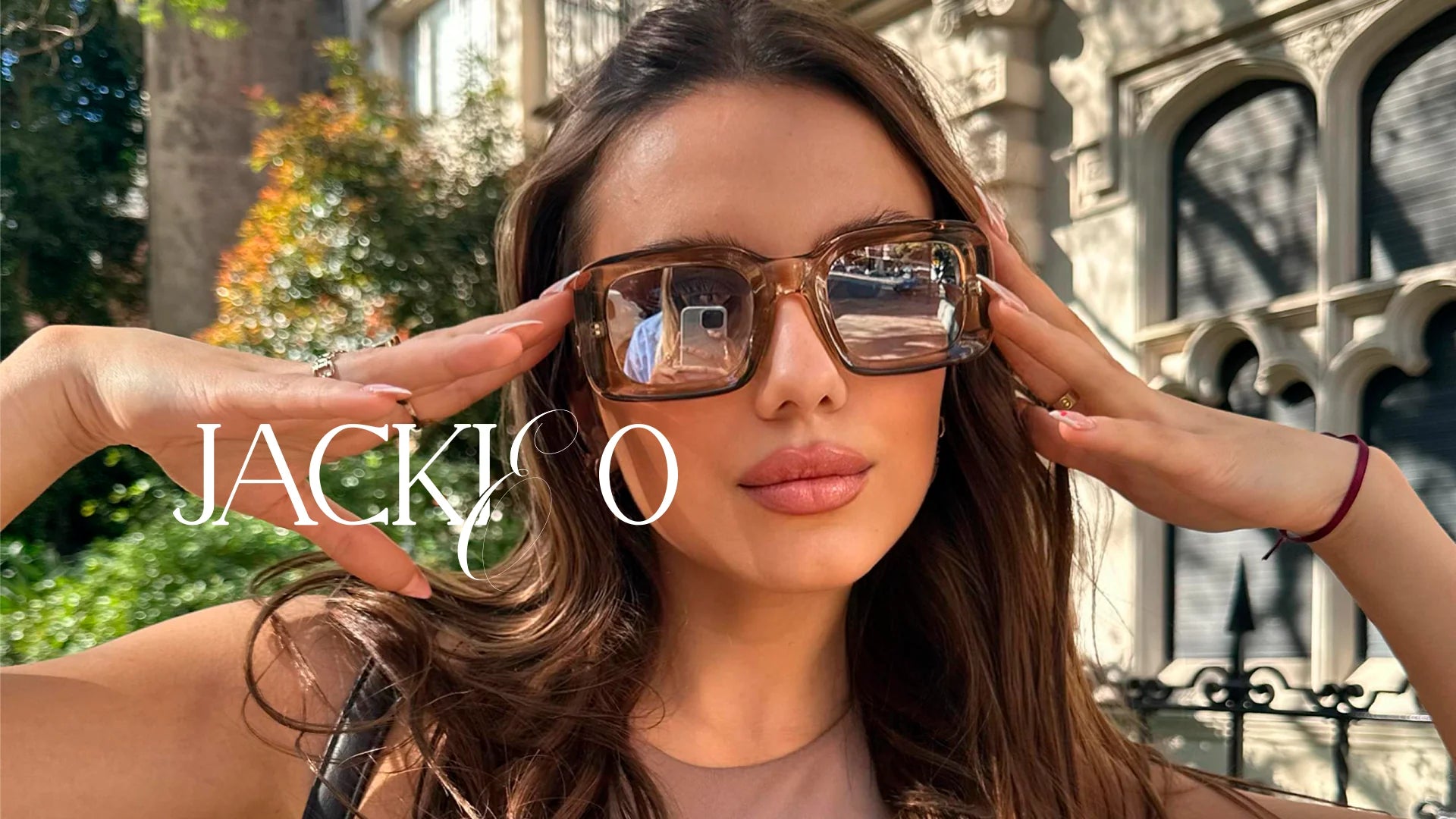 ‎JACKIE O