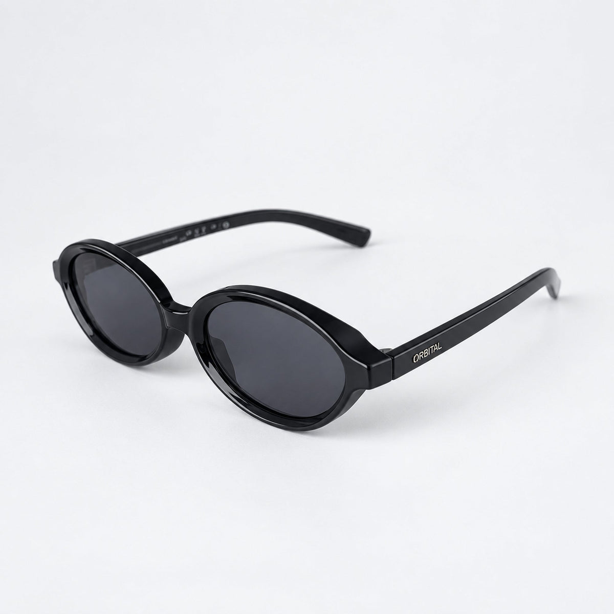 5th AVENUE Gloss Black / Gray — 45° profile