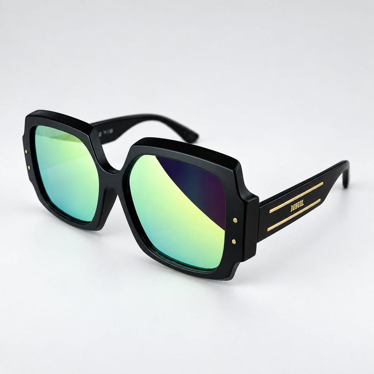 LOS HAMPTON Gloss Black / Mirrored Champagne — 45° profile
