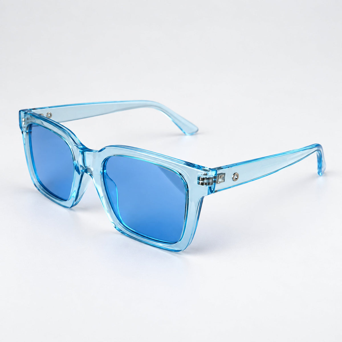 ROMA Clear Sky Blue / Sky Blue — 45° profile