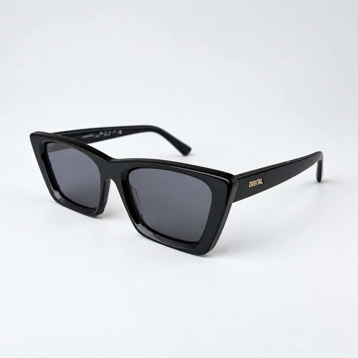 CHARLOTTE Gloss Black / Gray — 45° profile