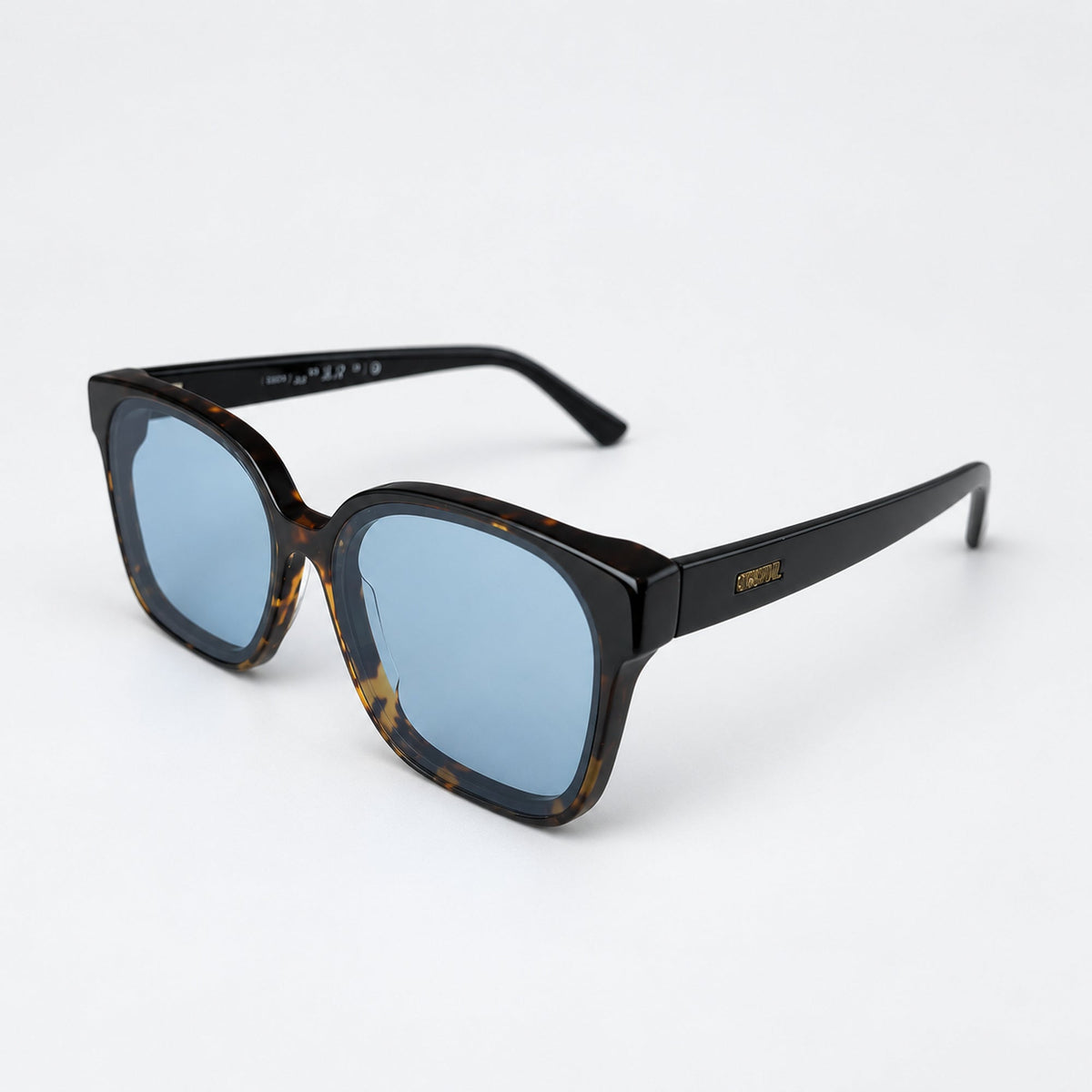 CRETA Clear Gloss Tortoise / Sky Blue — 45° profile