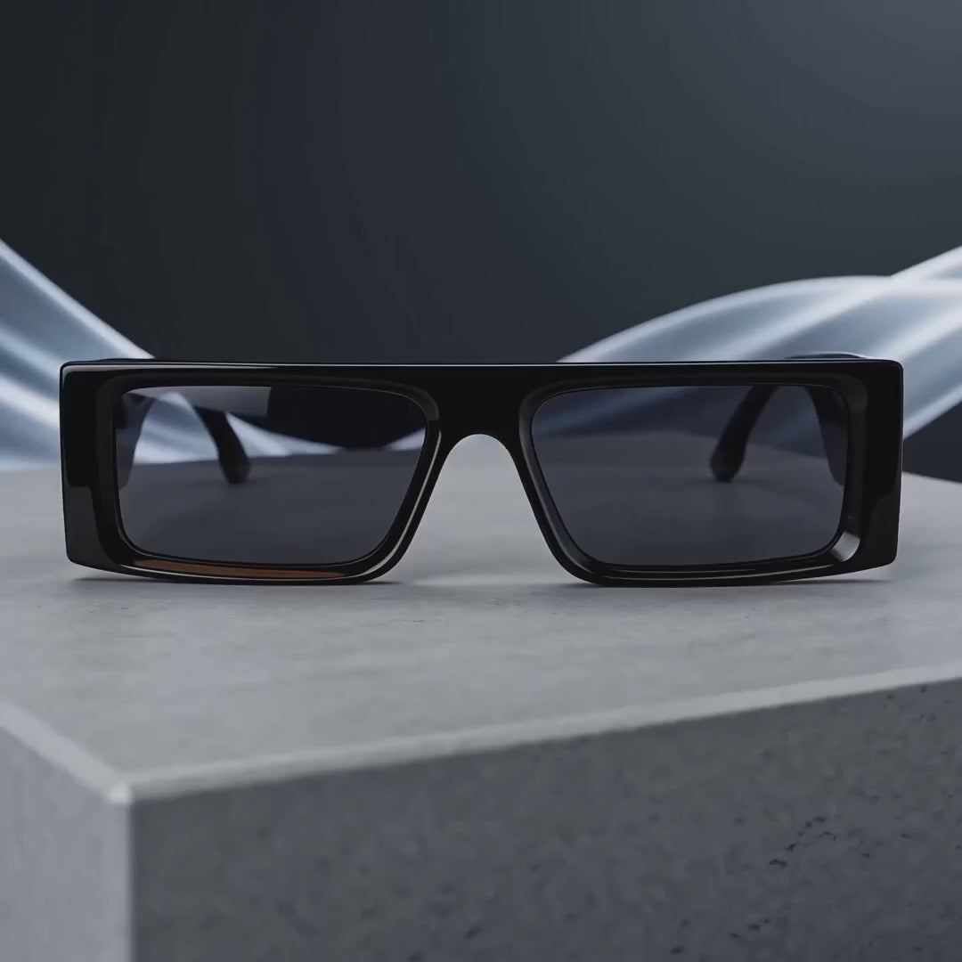 CENTRAL PARK Matte Black / Gray — product video